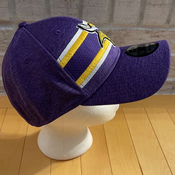New Era Hat Minnesota Vikings Fitted 39THIRTY Cap - Picture 5 of 7